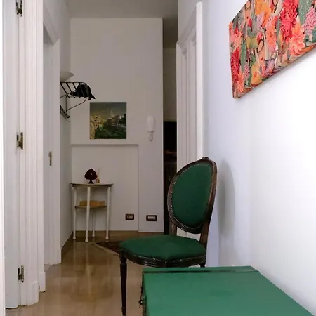 アパート Rosa's House バーリ